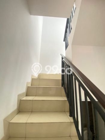 Hunian Cantik Minimalis Lb 100m2 di Cipondoh, Tangerang Hunian Cantik Minimalis Lb 100m2 di Cipondoh, Tangerang