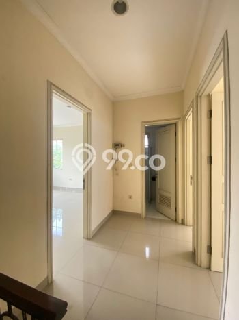 HARGA SPESIAL! Rumah kawasan Green Lake City, Dekat Fasilitas, 3 KM, LT 120m² Bangunan 157m² HARGA SPESIAL! Rumah kawasan Green Lake City, Dekat Fasilitas, 3 KM, LT 120m² Bangunan 157m²