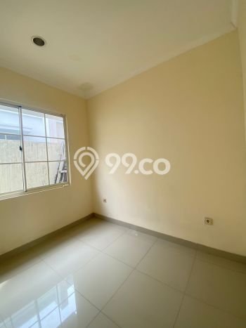 HARGA SPESIAL! Rumah kawasan Green Lake City, Dekat Fasilitas, 3 KM, LT 120m² Bangunan 157m² HARGA SPESIAL! Rumah kawasan Green Lake City, Dekat Fasilitas, 3 KM, LT 120m² Bangunan 157m²