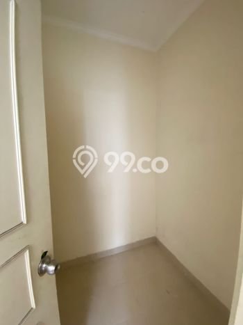 LOKASI TERBAIK! Rumah kawasan Green Lake City, 3 KT, Area Premium, Luas 120m² Bangunan 157m² LOKASI TERBAIK! Rumah kawasan Green Lake City, 3 KT, Area Premium, Luas 120m² Bangunan 157m²