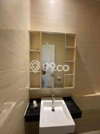 Rumah area Green Lake City, 3 KM, Area Asri, LT 250m² LB 211m² Rumah area Green Lake City, 3 KM, Area Asri, LT 250m² LB 211m²