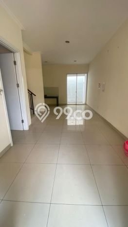 Disewakan Rumah Murah di Green Lake City Jakarta Barat Punya 3 Kamar Tidur Disewakan Rumah Murah di Green Lake City Jakarta Barat Punya 3 Kamar Tidur