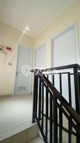 Rumah Disewakan Jakarta Barat LT 90m2 LB 100m2 Kawasan Green Lake City Rumah Disewakan Jakarta Barat LT 90m2 LB 100m2 Kawasan Green Lake City