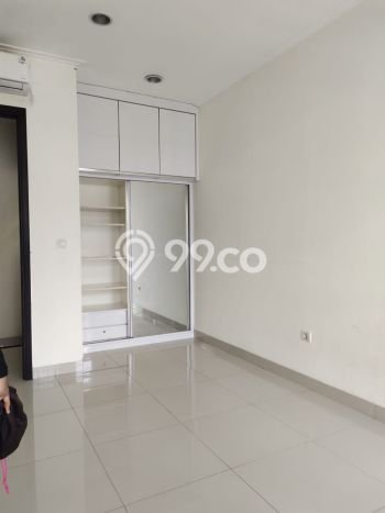 Disewakan Segera Rumah Kondisi Baik di Kawasan Cipondoh, Tangerang Disewakan Segera Rumah Kondisi Baik di Kawasan Cipondoh, Tangerang