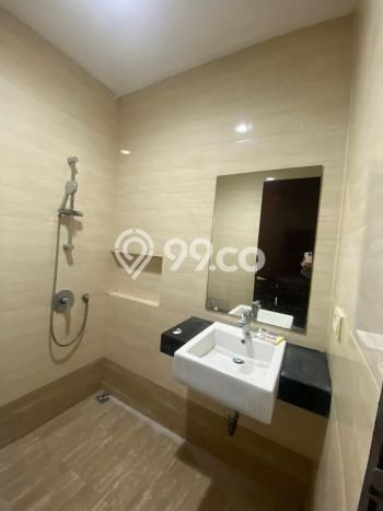 Rumah Disewakan Jakarta Barat LT 90m2 LB 127m2 Area Green Lake City Rumah Disewakan Jakarta Barat LT 90m2 LB 127m2 Area Green Lake City