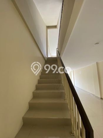 Ruko Disewa di Jakarta Barat dengan LB 286m2 Area Komersial Ramai Ruko Disewa di Jakarta Barat dengan LB 286m2 Area Komersial Ramai