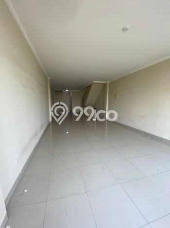 Ruko Disewa di Jakarta Barat dengan LB 286m2 Area Komersial Ramai Ruko Disewa di Jakarta Barat dengan LB 286m2 Area Komersial Ramai