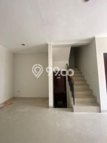 Rumah Cantik Siap Pakai Di Cengkareng Luas 127m2 Lokasi Strategis Rumah Cantik Siap Pakai Di Cengkareng Luas 127m2 Lokasi Strategis