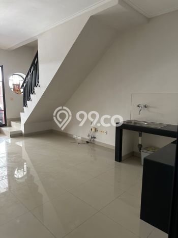 Rumah Sewa Jakarta Barat LT 48m2 LB 76m2 Kawasan Green Lake City Rumah Sewa Jakarta Barat LT 48m2 LB 76m2 Kawasan Green Lake City