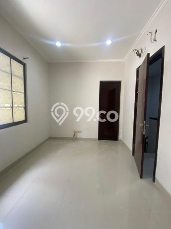 Rumah Tenang area Green Lake City, 3 KM, LT 120m² LB 167m² Rumah Tenang area Green Lake City, 3 KM, LT 120m² LB 167m²