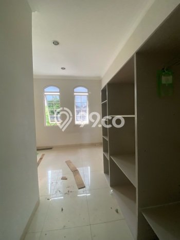 LISTING BARU! Rumah kawasan Green Lake City, Siap Huni, 3 KT, Dekat Green Lake City, Jakarta Barat, Jakarta Barat, LT 200m² LB 230m² LISTING BARU! Rumah kawasan Green Lake City, Siap Huni, 3 KT, Dekat Green Lake City, Jakarta Barat, Jakarta Barat, LT 200m² LB 230m²