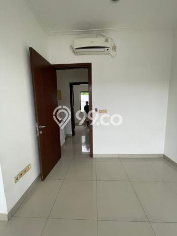 Disewakan! Rumah 2 Kamar Tidur &
2 Kamar Mandi di Green Lake City, Jakarta Barat Disewakan! Rumah 2 Kamar Tidur &
2 Kamar Mandi di Green Lake City, Jakarta Barat