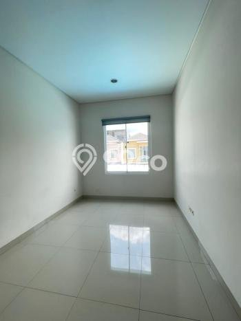 Disewakan! Rumah 4 Kamar Tidur &
3 Kamar Mandi di Green Lake City, Jakarta Barat Disewakan! Rumah 4 Kamar Tidur &
3 Kamar Mandi di Green Lake City, Jakarta Barat