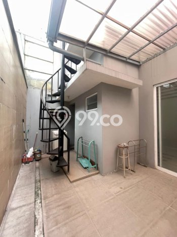 Rumah Bagus Siap Pakai Di Cengkareng Luas 280m2 Lokasi Strategis Rumah Bagus Siap Pakai Di Cengkareng Luas 280m2 Lokasi Strategis