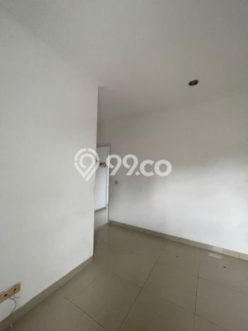 Disewakan Rumah Murah di Green Lake City Jakarta Barat Punya 3 Kamar Tidur Disewakan Rumah Murah di Green Lake City Jakarta Barat Punya 3 Kamar Tidur