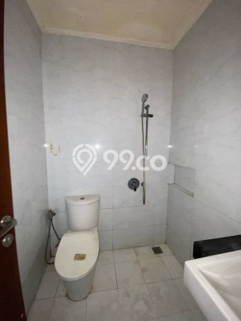 Rumah Kontrakan Jakarta Barat LT 64m2 LB 78m2 Area Green Lake City Rumah Kontrakan Jakarta Barat LT 64m2 LB 78m2 Area Green Lake City