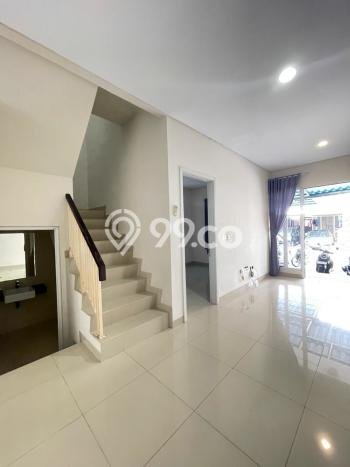 Rumah sewa siap huni 4 Kamar Tidur di Green Lake City, Jakarta Barat Rumah sewa siap huni 4 Kamar Tidur di Green Lake City, Jakarta Barat