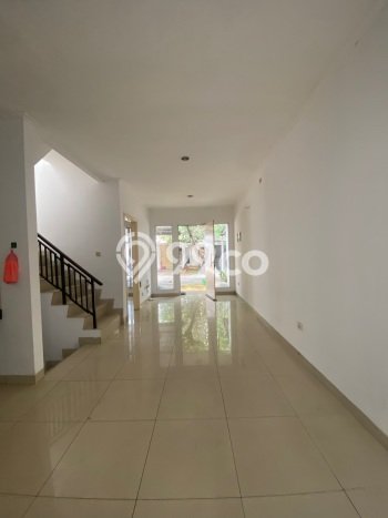 Rumah sewa siap pakai 3 KT di Green Lake City, Jakarta Barat Rumah sewa siap pakai 3 KT di Green Lake City, Jakarta Barat