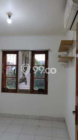 Disewakan Rumah Murah di Taman Palem Jakarta Barat Punya 3 Kamar Tidur Disewakan Rumah Murah di Taman Palem Jakarta Barat Punya 3 Kamar Tidur