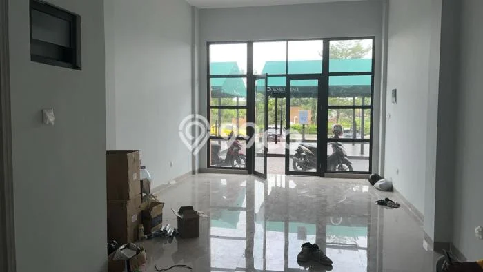 Unit Komersial Disewakan di Jakarta Barat Area Strategis Harga Kompetitif Unit Komersial Disewakan di Jakarta Barat Area Strategis Harga Kompetitif