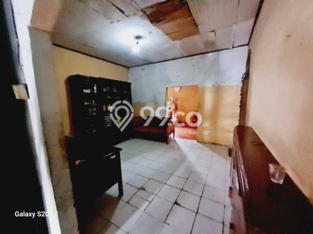 Jual Rumah Bagus Siap Huni LB 237m2 di Ciputat, Tangerang Selatan Jual Rumah Bagus Siap Huni LB 237m2 di Ciputat, Tangerang Selatan