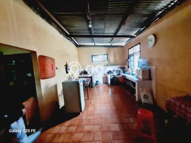 Jual Rumah Bagus Siap Huni LB 237m2 di Ciputat, Tangerang Selatan Jual Rumah Bagus Siap Huni LB 237m2 di Ciputat, Tangerang Selatan