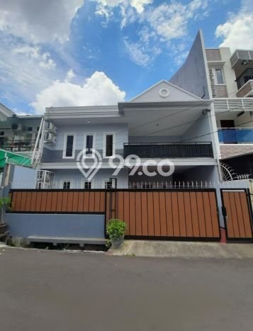 Hunian Mewah LB 230m2 Siap Huni Desain Elegan di Tomang, Jakarta Barat Hunian Mewah LB 230m2 Siap Huni Desain Elegan di Tomang, Jakarta Barat