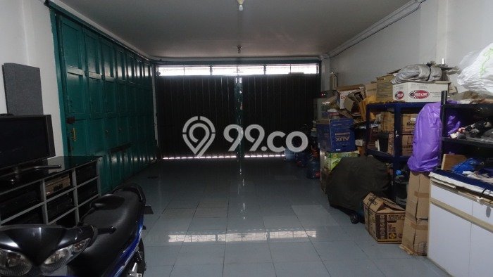 Area Ramai! Ruko Dijual di Gambir untuk Bisnis Luas Bangunan 270m2 Area Ramai! Ruko Dijual di Gambir untuk Bisnis Luas Bangunan 270m2