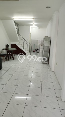 Jarang Ada! Rumah Sewa 2 Kamar Nyaman Siap Huni Tanjung Duren Jarang Ada! Rumah Sewa 2 Kamar Nyaman Siap Huni Tanjung Duren