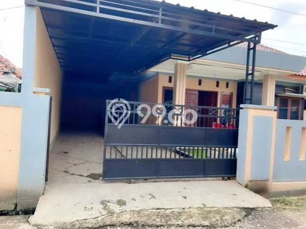 Dijual Cepat Rumah Strategis LT 899m2 LB 500m2 di Purwakarta Cocok untuk Hunian Dijual Cepat Rumah Strategis LT 899m2 LB 500m2 di Purwakarta Cocok untuk Hunian