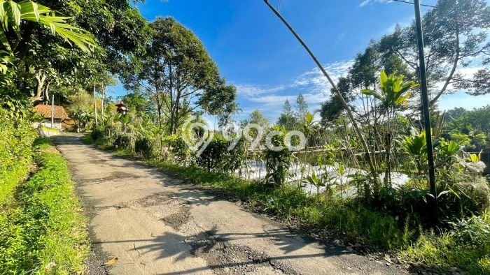Lahan untuk Dijual di Bojong Purwakarta Luas 728m2 Lahan untuk Dijual di Bojong Purwakarta Luas 728m2