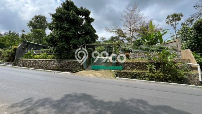LOKASI STRATEGIS! Vila Kawasan Kiarapedes, Area 1134m2m², Area Berkembang LOKASI STRATEGIS! Vila Kawasan Kiarapedes, Area 1134m2m², Area Berkembang
