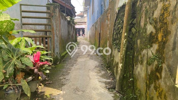 Tanah Lokasi Premium di Bojong, Luas 299m2m², Dekat ke Pusat Kota Tanah Lokasi Premium di Bojong, Luas 299m2m², Dekat ke Pusat Kota