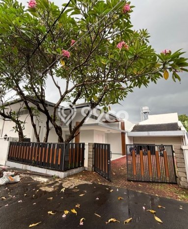 Rumah kawasan , Akses ke Mall, LT 1136m2m² Rumah kawasan , Akses ke Mall, LT 1136m2m²