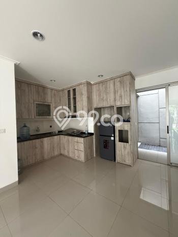 Jarang Ada! Rumah Sewa 3 Kamar Nyaman Siap Huni Pantai Indah Kapuk Jarang Ada! Rumah Sewa 3 Kamar Nyaman Siap Huni Pantai Indah Kapuk