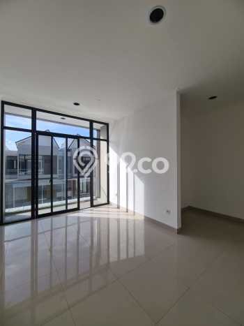 Rumah Luxury Modern Siap Huni di Pantai Indah Kapuk Jakarta Utara Rumah Luxury Modern Siap Huni di Pantai Indah Kapuk Jakarta Utara