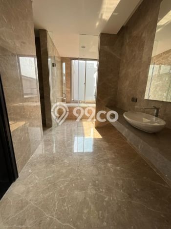 Rumah Mewah LB 300m2 Siap Pakai Desain Elegan di Pantai Indah Kapuk, Jakarta Utara Rumah Mewah LB 300m2 Siap Pakai Desain Elegan di Pantai Indah Kapuk, Jakarta Utara