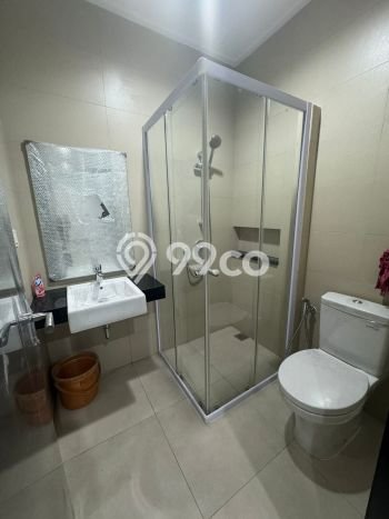 Rumah sewa siap huni 4 Kamar Tidur di Pantai Indah Kapuk 2, Jakarta Utara Rumah sewa siap huni 4 Kamar Tidur di Pantai Indah Kapuk 2, Jakarta Utara
