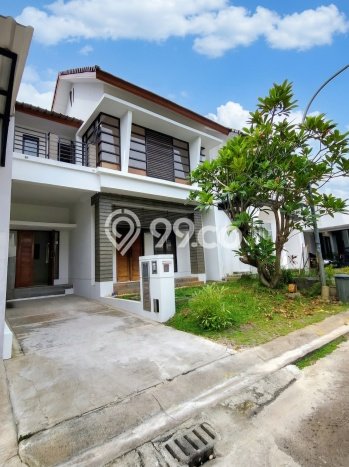Hunian Elit LB 129m2 Siap Pakai Desain Elegan di Bintaro, Tangerang Selatan Hunian Elit LB 129m2 Siap Pakai Desain Elegan di Bintaro, Tangerang Selatan