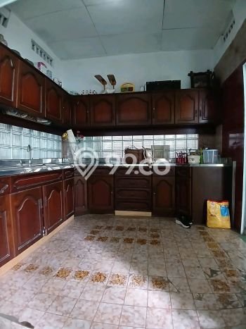 Hunian Elit LB 200m2 Siap Pakai Desain Elegan di Tomang, Jakarta Barat Hunian Elit LB 200m2 Siap Pakai Desain Elegan di Tomang, Jakarta Barat