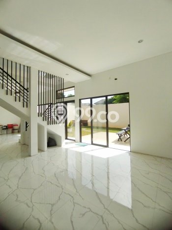Rumah Luxury Modern Tanpa Renovasi di Pondok Cabe Tangerang Rumah Luxury Modern Tanpa Renovasi di Pondok Cabe Tangerang