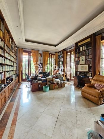 Dijual Rumah Premium dengan Fasilitas Sekitar Lengkap di Cilandak, Jakarta Selatan Dijual Rumah Premium dengan Fasilitas Sekitar Lengkap di Cilandak, Jakarta Selatan