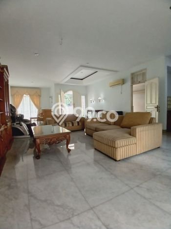 Rumah Mewah Siap Huni LT 420m2 di Tebet, Jakarta Selatan Rumah Mewah Siap Huni LT 420m2 di Tebet, Jakarta Selatan
