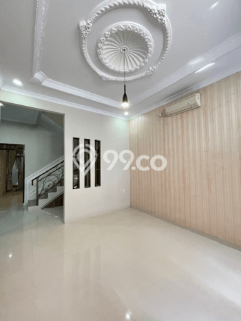 Siap Huni Rumah Mewah 4 Kamar di Jagakarsa Dekat ke Mana Pun Siap Huni Rumah Mewah 4 Kamar di Jagakarsa Dekat ke Mana Pun