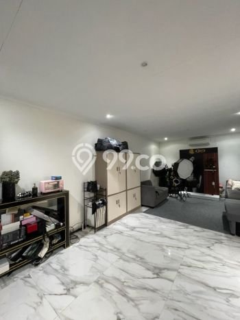 Siap Huni Rumah Mewah 6 Kamar di Jagakarsa Dekat ke Mana Pun Siap Huni Rumah Mewah 6 Kamar di Jagakarsa Dekat ke Mana Pun