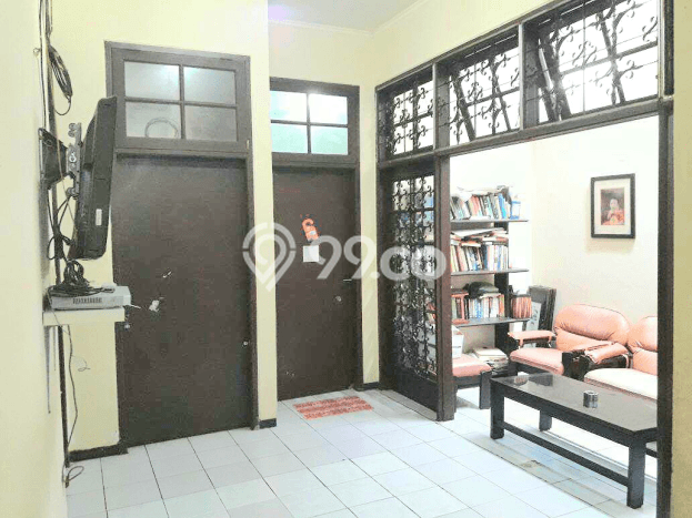 Dijual Rumah Mewah Megah Dengan View Eksklusif di Pejaten, Jakarta Selatan Dijual Rumah Mewah Megah Dengan View Eksklusif di Pejaten, Jakarta Selatan