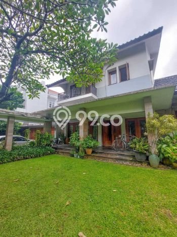 Hunian Eksklusif Siap Huni LT 726m2 di Kebayoran Baru, Jakarta Selatan Hunian Eksklusif Siap Huni LT 726m2 di Kebayoran Baru, Jakarta Selatan