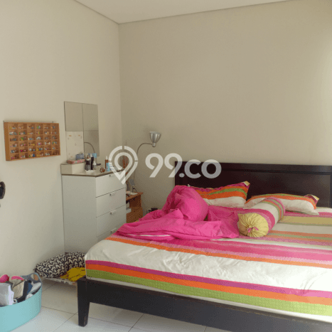Jual Rumah Luas Elegan Dengan View Eksklusif di Meruya, Jakarta Barat Jual Rumah Luas Elegan Dengan View Eksklusif di Meruya, Jakarta Barat