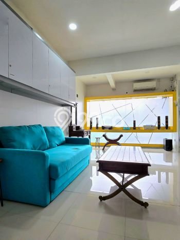 Dijual Rumah Luas Elegan Dengan View Cantik di Bintaro, Jakarta Selatan Dijual Rumah Luas Elegan Dengan View Cantik di Bintaro, Jakarta Selatan