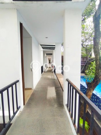 Rumah Elit Modern Siap Huni di Kemang Jakarta Selatan Rumah Elit Modern Siap Huni di Kemang Jakarta Selatan